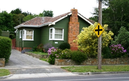 Peel St Ballarat North at the foot of Black Hill